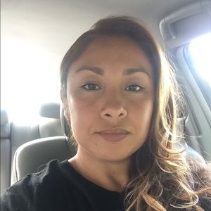 Meet your Posher, Evelyn